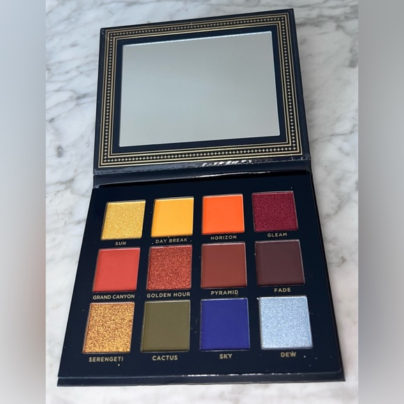 Ace Beaute VINTAGE DAWN PALETTE - Picture 1 of 2